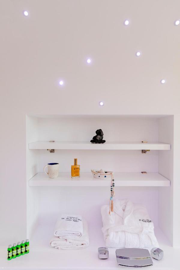 Blackstone Luxury Suites Emporio  Dış mekan fotoğraf