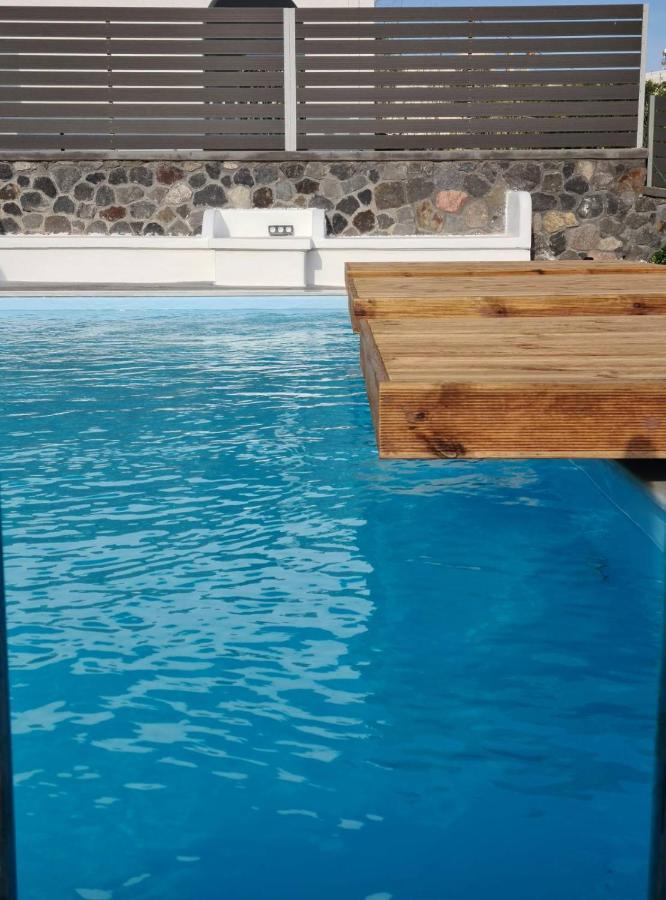 Blackstone Luxury Suites Emporio  Dış mekan fotoğraf