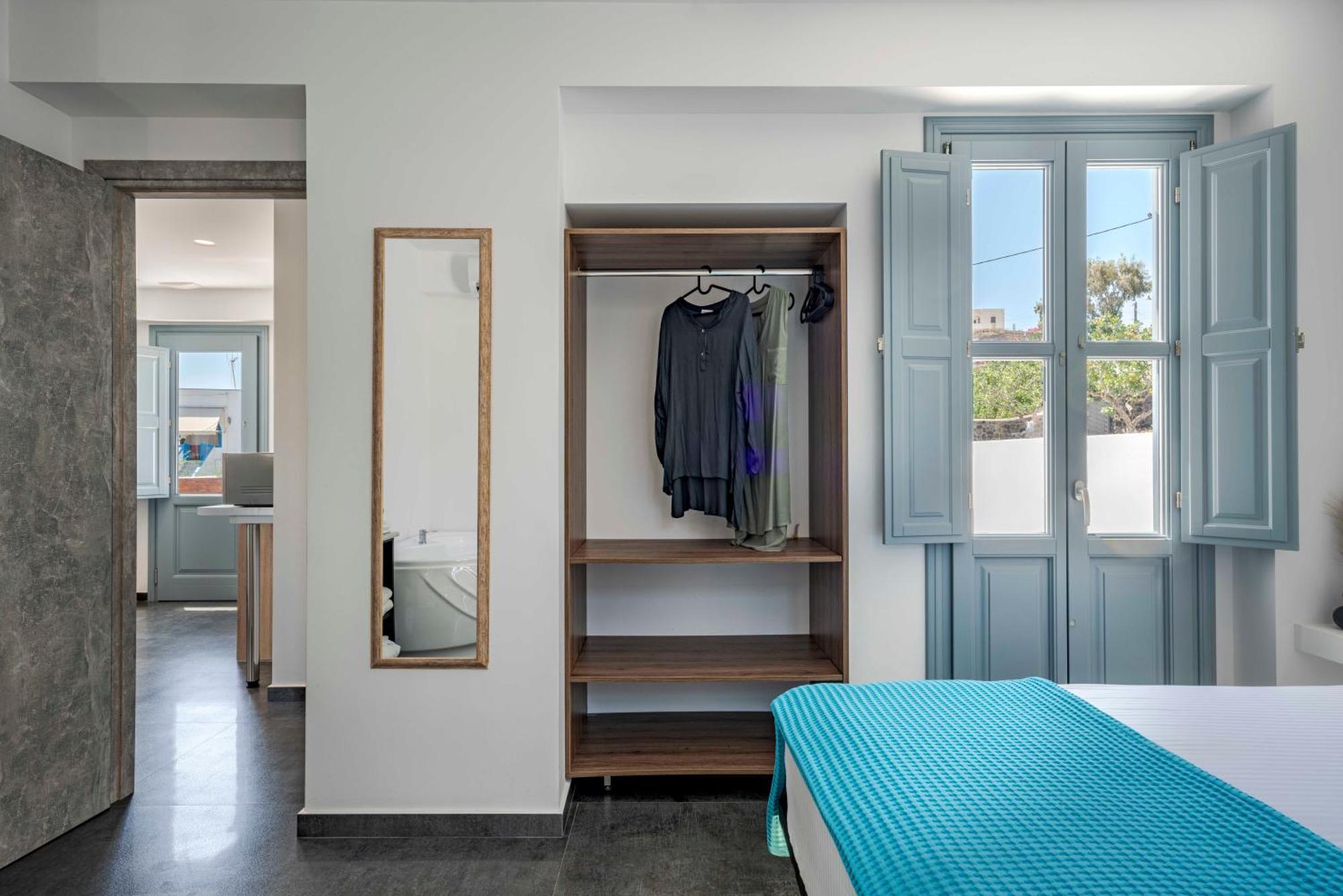 Blackstone Luxury Suites Emporio  Oda fotoğraf