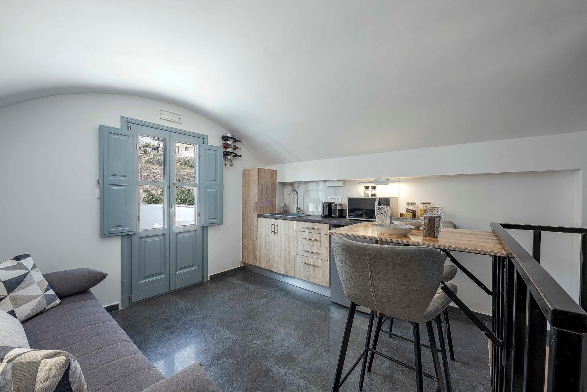 Blackstone Luxury Suites Emporio  Oda fotoğraf