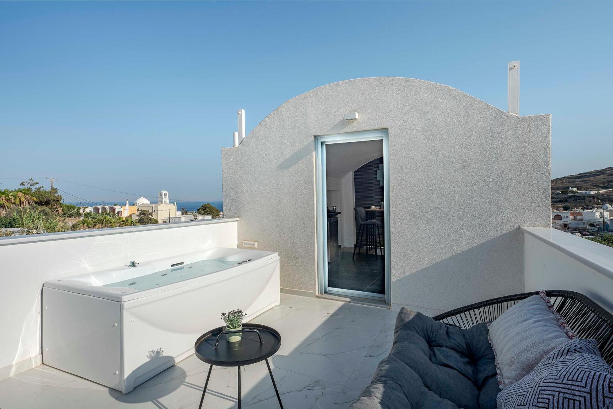 Blackstone Luxury Suites Emporio  Oda fotoğraf
