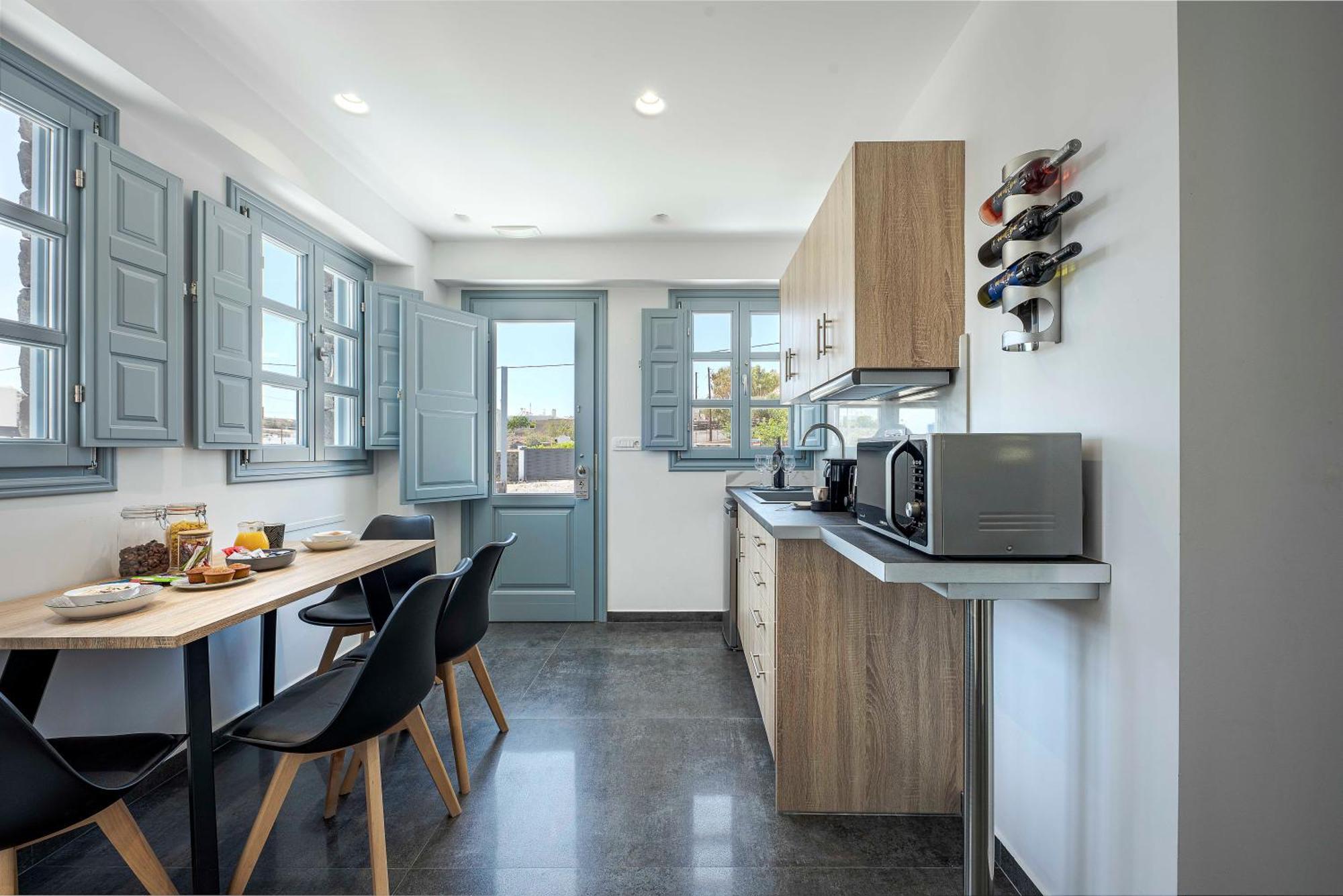 Blackstone Luxury Suites Emporio  Oda fotoğraf